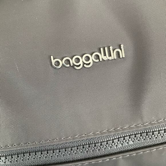 Baggallini Soho Unisex Laptop Gray Backpack - Picture 9 of 11